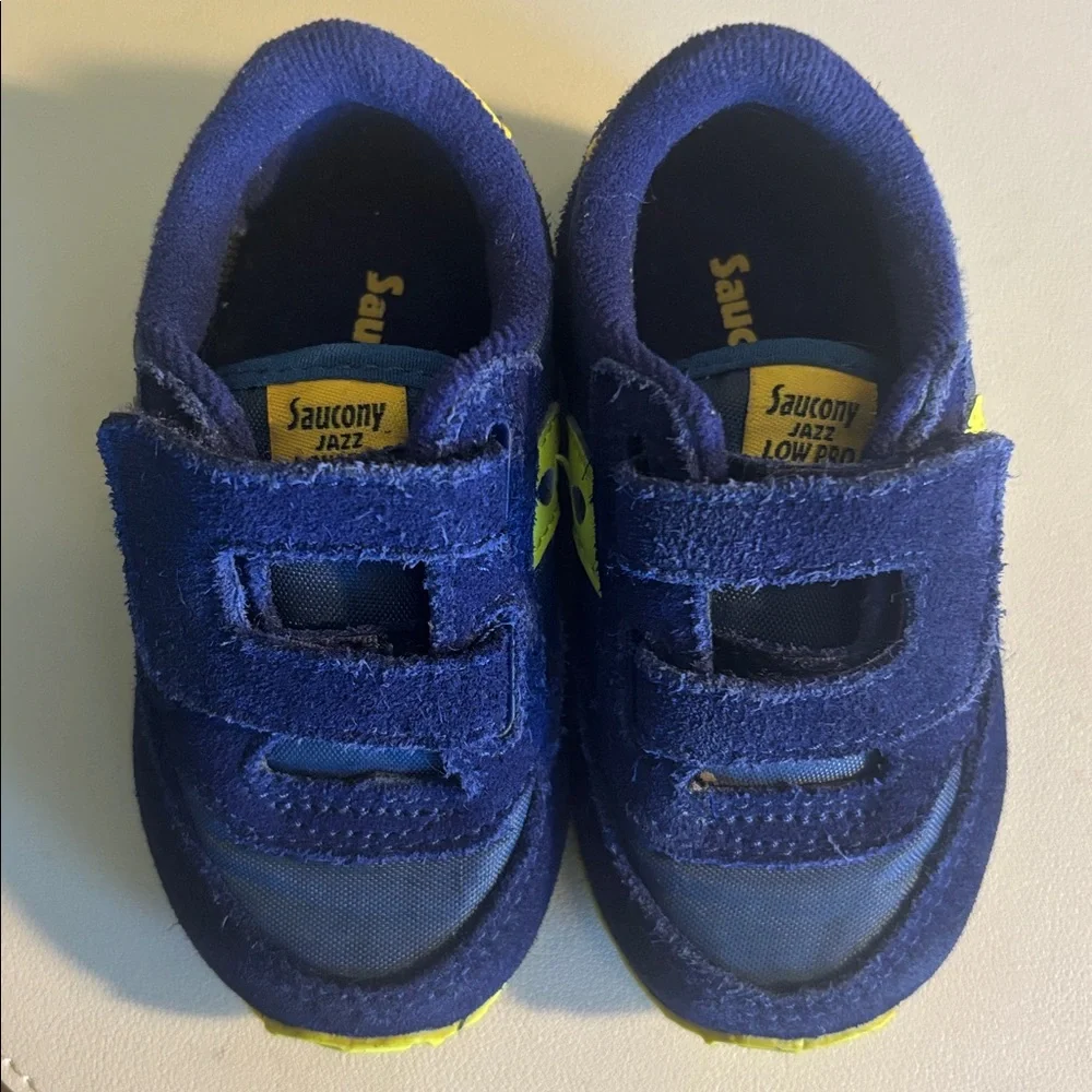Saucony lightweight kids